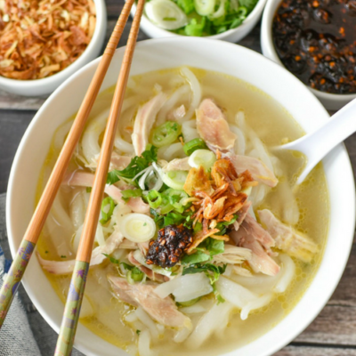 Kao Piak Sen – Lao Chicken Noodle Soup ເຂົ້າປຽກເສັ້ນ